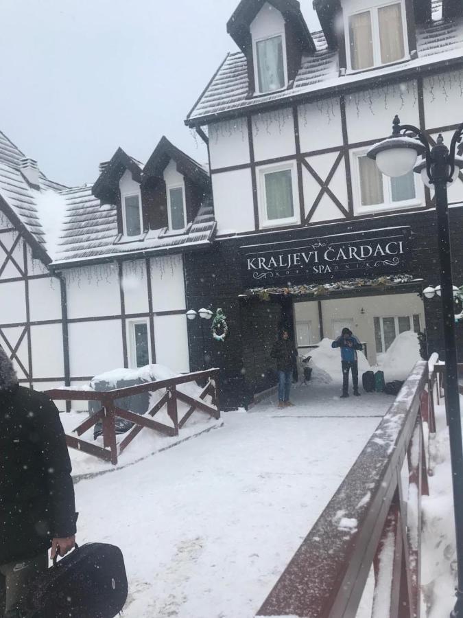 Kopaonik Apartmani U Kraljevim Cardacima , Car 27 I 6-13 ภายนอก รูปภาพ